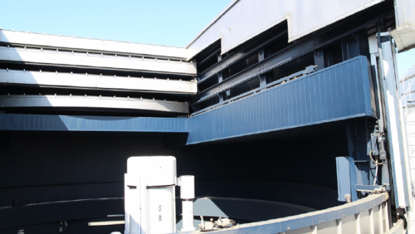 名古屋市科学館のエンクロージャ10mドーム